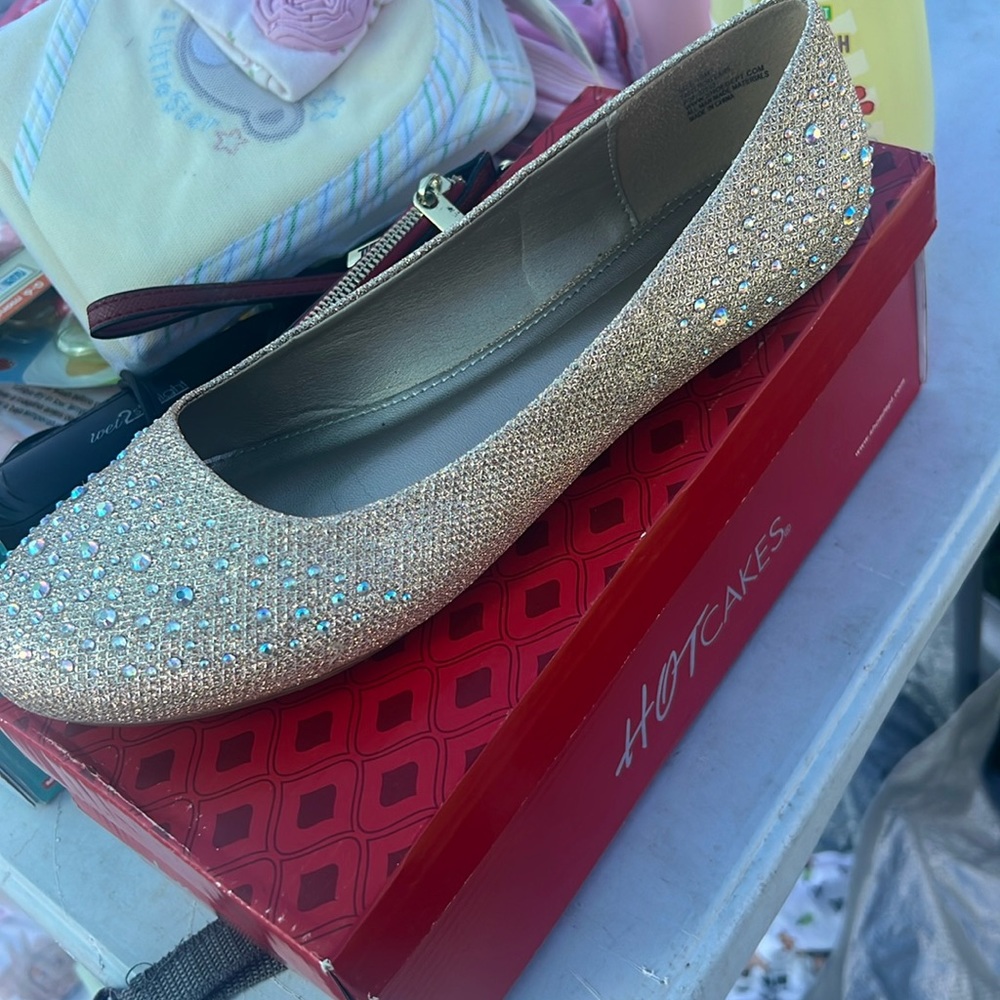 Bought for baby shower wore once won’t wear them again